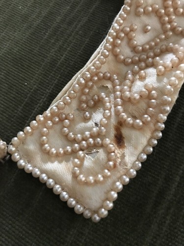 Sally Gee Creation Vintage Hand Made Japan Beaded Collar Ivory.