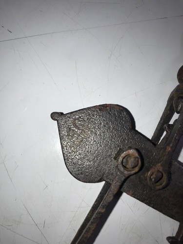 Antique Bourne & Chambers #40 Traders Fur Antique Scale