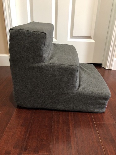 Majestic Pet 3-Step Portable Stairs For Cats and Dogs - Gray