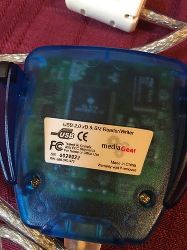 EXTERNAL Card Reader...USB plug...used no paperwork!