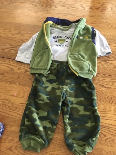 Very Good Condition Boys 12 Mth  Long Sleeve Outfits Lot Of 8 Plaid, Camo & Dino