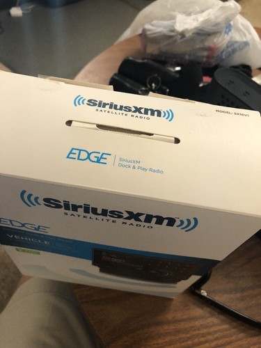 SIRIUS XM PORTABLE SATELLITE  SX1EV1 RADIO VEHICLE KIT NEW!