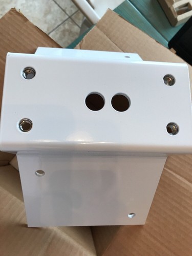 SONY Aluminum Corner Mount Adapter White Finish (requires UNI-WMB1) UNICMA1 Sign