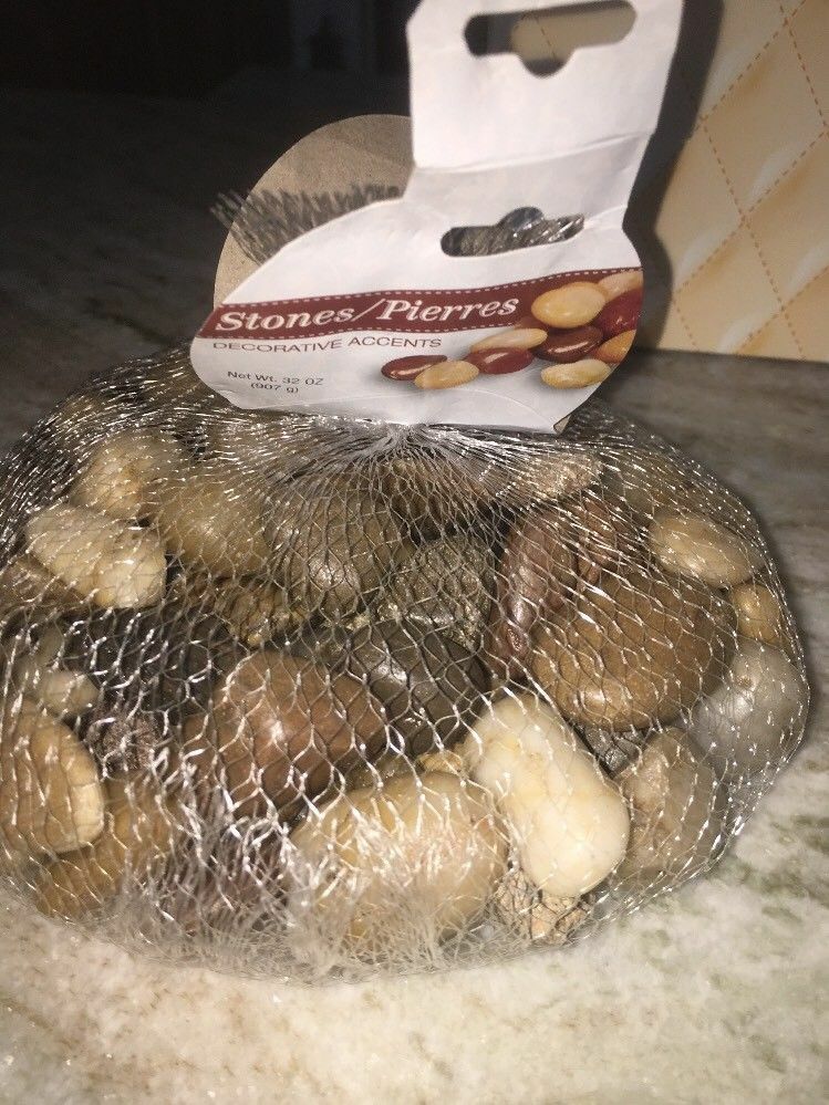 2 BAG OF STONES/PIERRES DECORATIVE ACCENTS COLOR BLACK /MIX  EXOTIC POLISHED