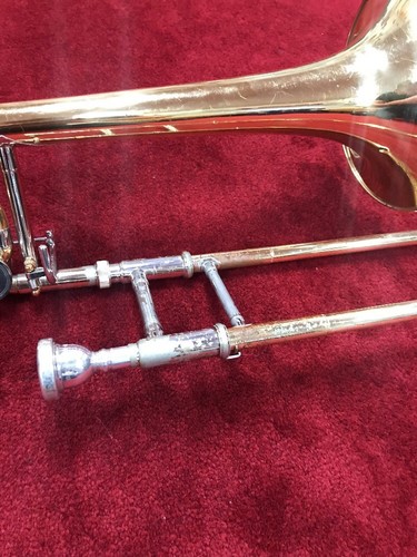 Yamaha YSL-682B Trigger Tenor Trombone Professional Outfit w F Attachment + Case