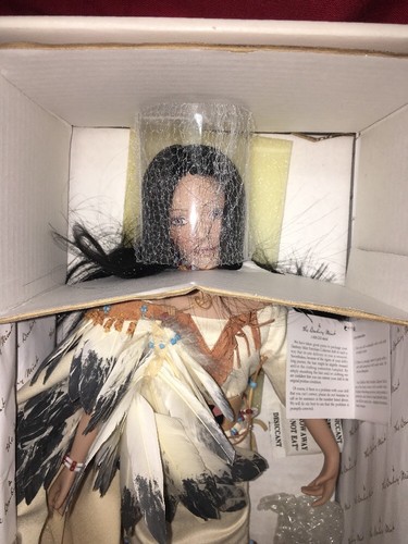 Native American Doll Bride Of The Plains Danbury Mint & Never Out Of Box 16”