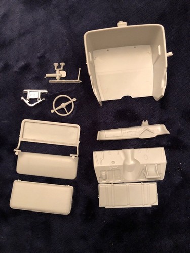 AMT/ERTL1955 CHEVROLET STEPSIDE PICKUP - COMPLETE INTERIOR ONLY - NEW PARTS!