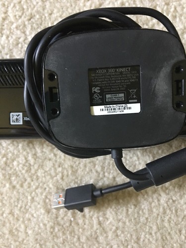 Microsoft Xbox 360 Kinect Connect Black Sensor Bar Model 1414 With Game