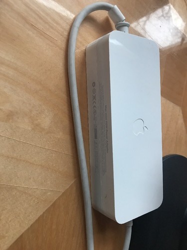 EXCELLENT! Apple A1176  Mac Mini  120GB 1GB WIFI Bluetooth COM Power Adapter +++