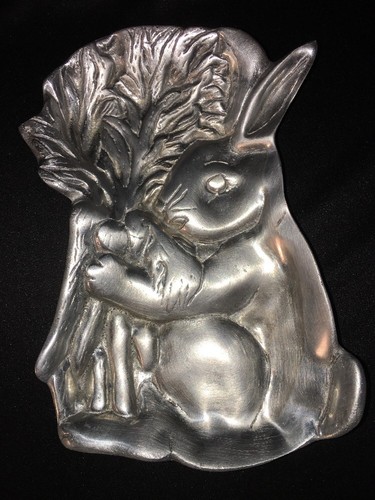 Silver Metal CAST ALUMINUM Bunny Rabbit Carrots Tray Dish 5