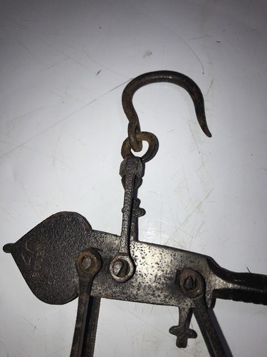 Antique Bourne & Chambers #40 Traders Fur Antique Scale