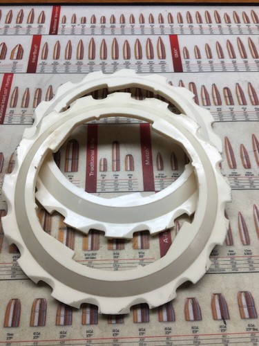 2 John Deere Lustran B6-16 Corn Planter Plates  Plastic