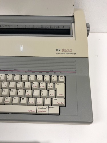 Smith Corona Electrict  Spell Right  Dictionary Typewriter- DX3600 Model 5a-1