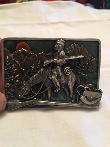 VERY RARE VERY COLLECTABLE Vintage 1982 THE AMERICAN FRONTIER 3D Belt Buckle