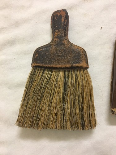 VINTAGE KIPPY KIT BRUSH RAILROAD PULLMAN - BARBER - VALET CLOTHES SHOE BRUSH