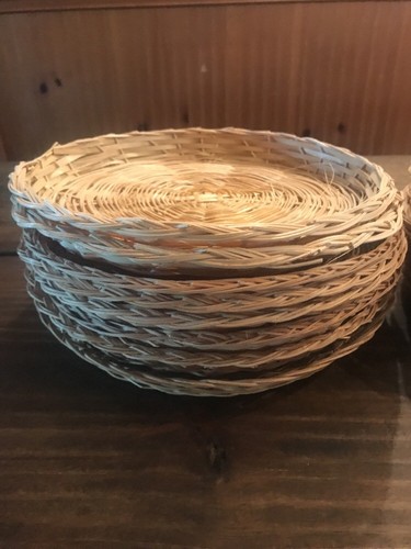 Wicker Rattan Woven Paper Plate Holders Lot Of 15 Picnic BBQ Camping Tiki