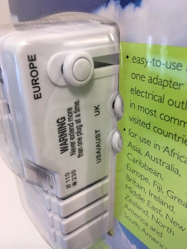 Travel Smart by Conair All-In-One Adapter Combo Unit 220/240V - 110/120V