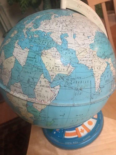 Vintage OHIO ART METAL WORLD GLOBE 9