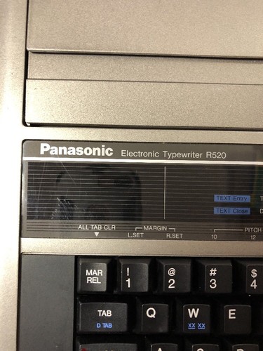 PANASONIC KX-R520 ELECTRONIC TYPEWRITER DUAL VOLTAGE (110V/220V) - Made in Japan