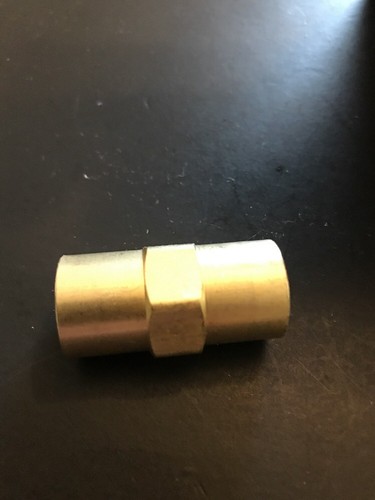 25 Per Pack AW-430 CGA-032 Right Hand Threaded Female Coupler AA