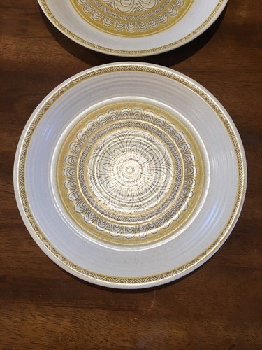 2 Franciscan Hacienda Gold Dinner Plates Earthenware 10 3/4