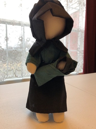 Authentic Amish No Face Girl w/ Baby  Doll - Hand Crafted, Lancaster County PA