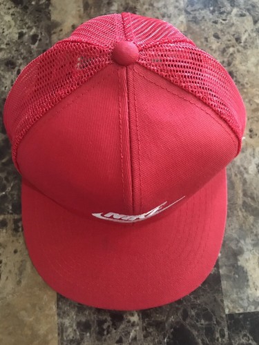 Nike Original Vintage Hat Cap Red Snap Back Mesh Back