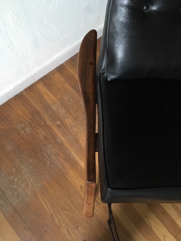 MILO BAUGHMAN James Incorporated Thayer Coggin Mid Century Black Recliner Chair