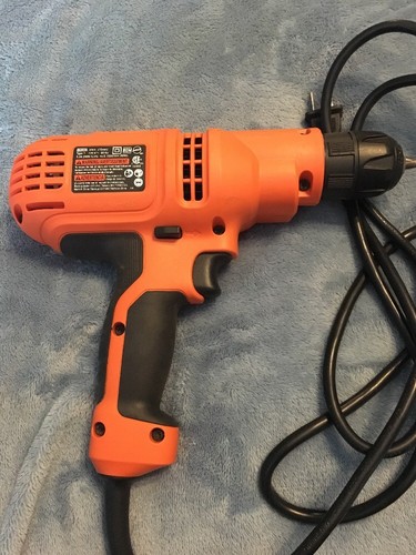 BLACK+DECKER DR260C 5.2 Amp 3/8'' Drill/Driver.