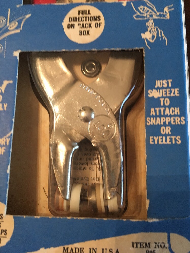 NEW VINTAGE (DOT) SNAPPER AND EYELET PLIER KIT