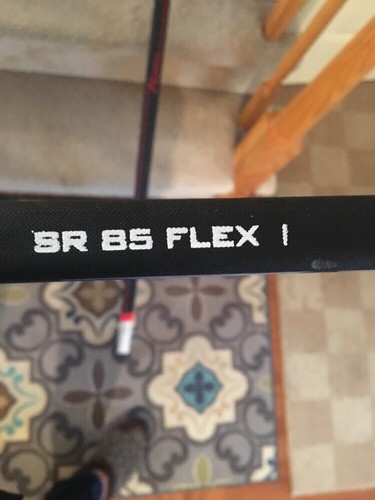 Base Hockey Tapered Shaft 85 Flex.