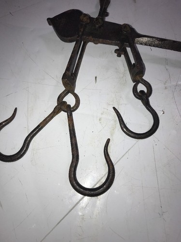 Antique Bourne & Chambers #40 Traders Fur Antique Scale