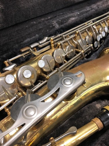 Vito Saxaphone With Case & Mouthpiece 065504 Made In Japan!