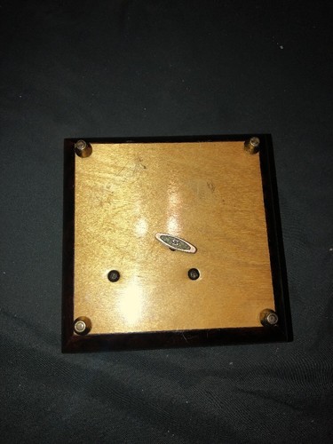 Vintage Reuge Music Box Heart  Inlay Wooden Italy Windup 5-1/4” Across A3