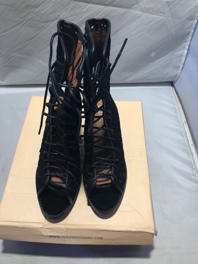 Yoki Women's Brie-67 Ankle Boot Black Size 6M US