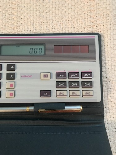 Vintage Royal CBC 80 Solar / Battery Checkbook  Calculator Pen Set