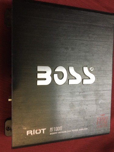 BOSS RIOT AUDIO R1100M 1100 Watt 2/4 Ohm STABLE MONOBLOCK MOSFET AMPLIFIER D46