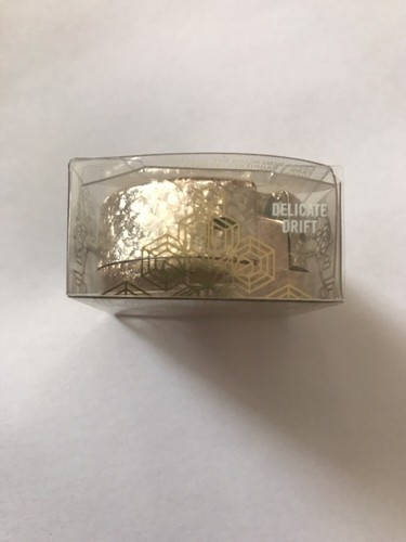 Mac Snow Ball Delicate Drift Extra Dimension Eye Shadow LE 100% Authentic