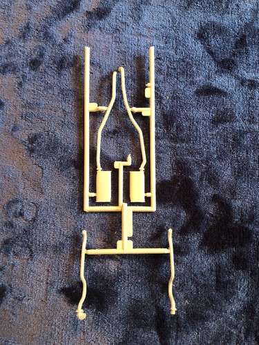 AMT/ERTL MUSCLE 1971 DODGE CHARGER R/T JUNKYARD - STOCK EXHAUST ONLY -NEW PARTS!