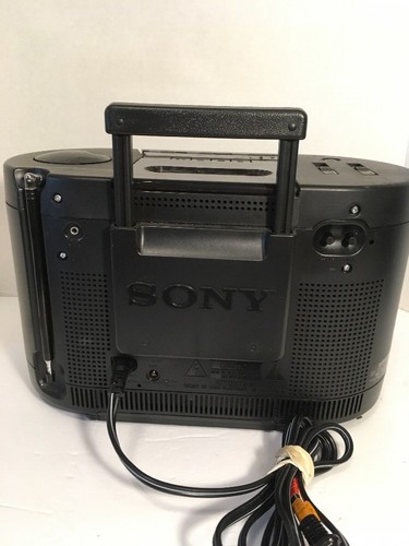 Sony MEGA Watchman B&W TV FM AM Receiver Stereo Cassette Player Model No. FD-555