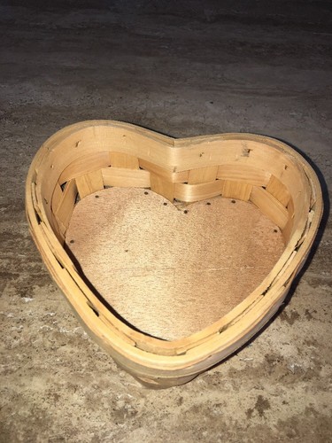 Heart Shaped Gift Basket Renaissance
