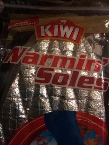 New Old Stock 2009 Discontinued Kiwi Warming Soles 7-12 Aluminum Foam Insulated