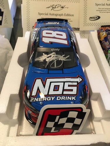 Autographed Kyle Busch 2017 Bristol Win Sweep Set Diecast 1/24 COA From Lionel