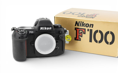 Nikon F100 35mm film camera reflex fotocamera Excellent Near Mint Box