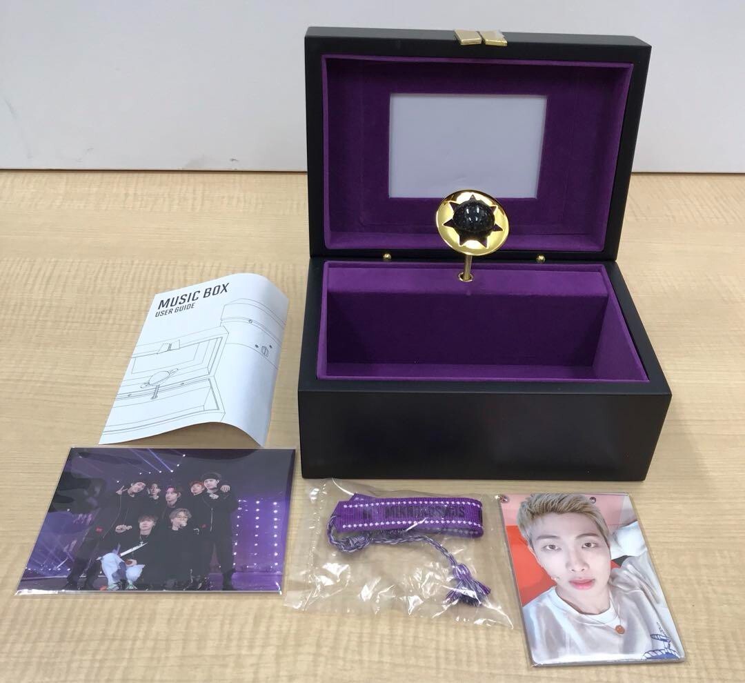 防弾少年団(BTS) - BTS MERCH BOX # 6 $_57.JPG?set_id=880000500F