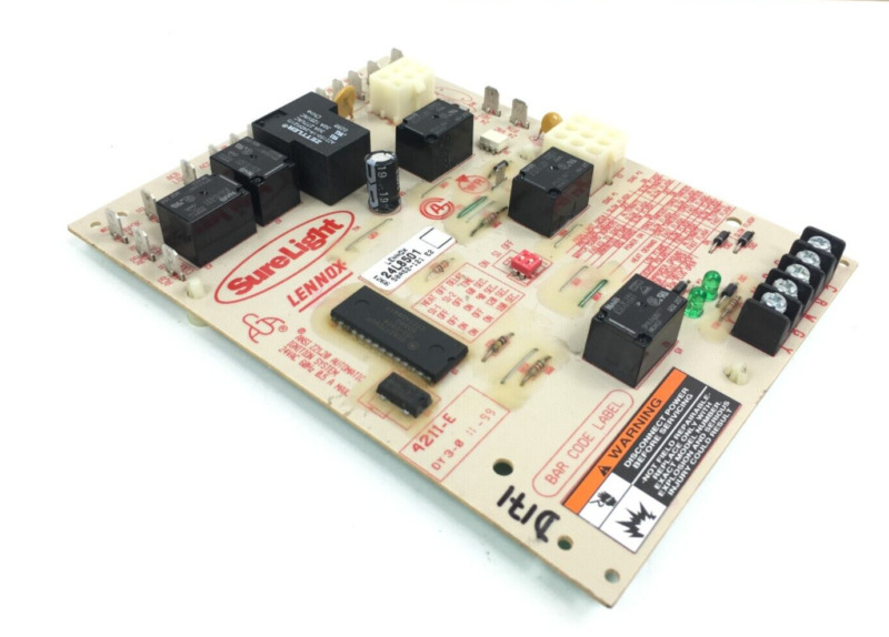 LENNOX SureLight 24L8501 Furnace Control Circuit Board 50A62-121 used  #D171