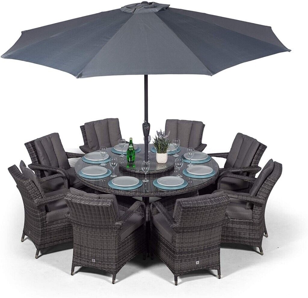 Luxurious Arizona 8 seater rattan dining set by Giardino | in Sherwood