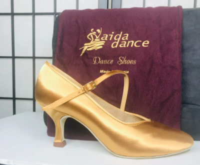 Aida latin deals shoes