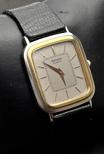 SEIKO シャリオ スクエア シルバー文字盤 80's ヴィンテージ タンク SEIKO シャリオ スクエア シルバー文字盤 80´s ヴィンテージ タンク