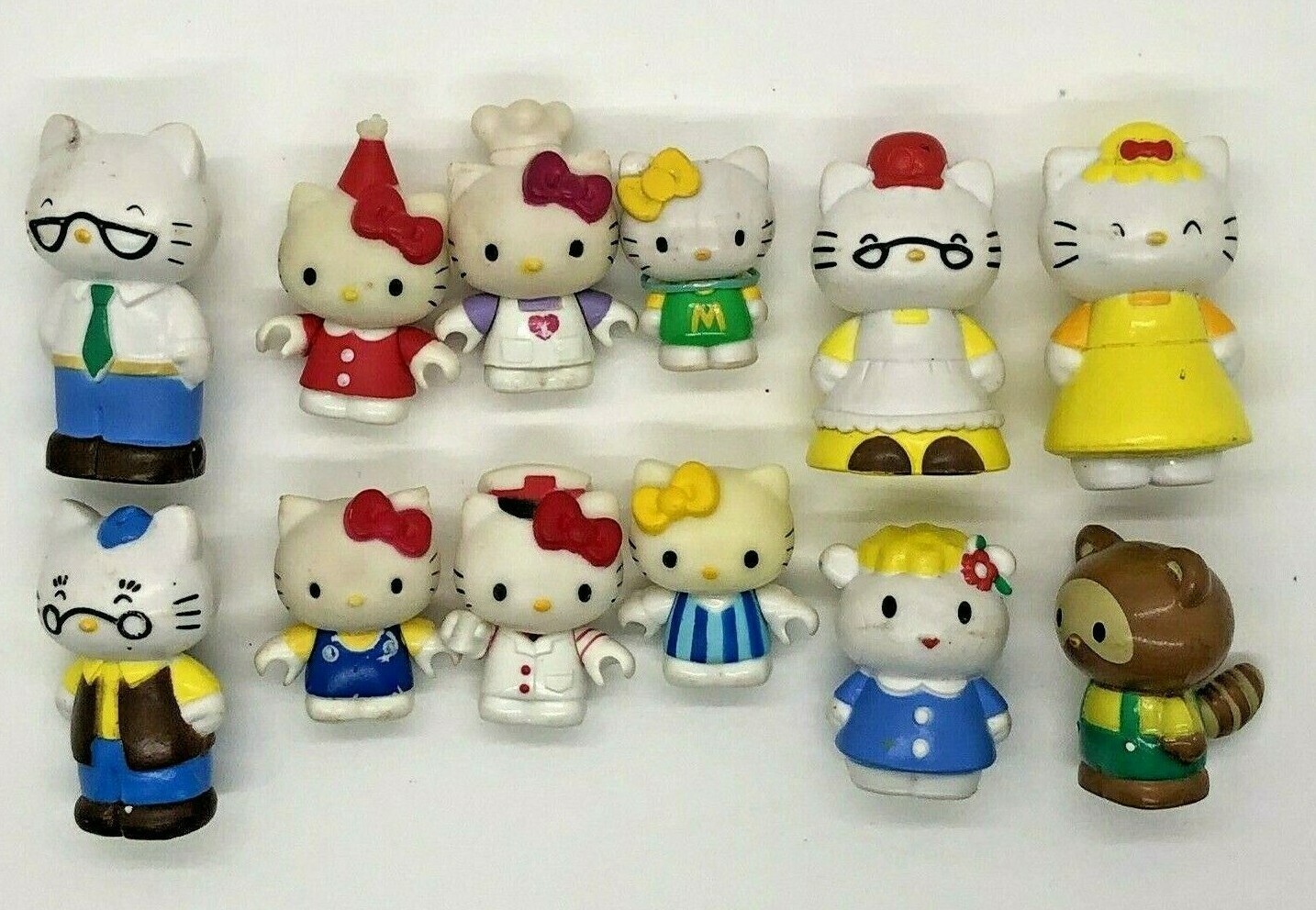 Hello KITTY '76 12 SANRIO set of 12 Mini Figures 2
